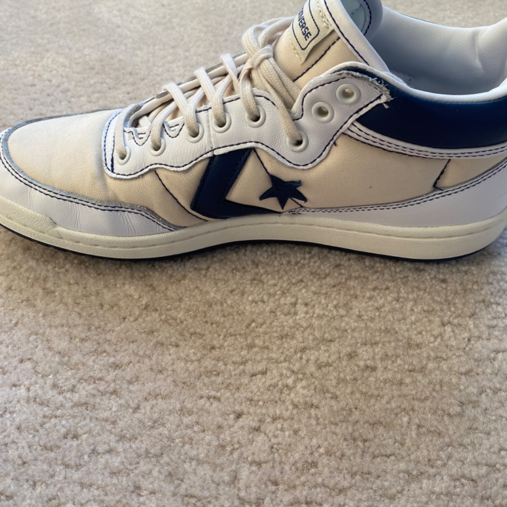 Converse - Picture 5 of 10